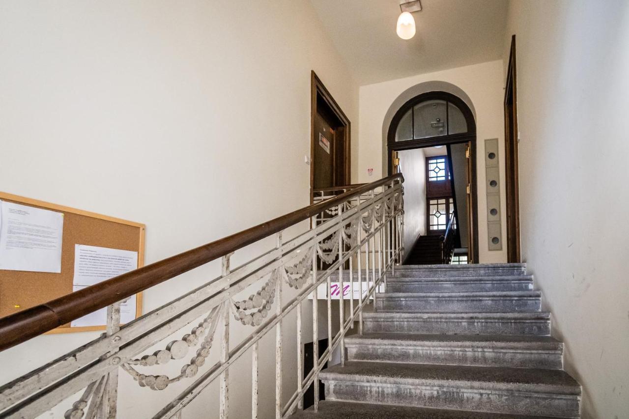Apartament Glamour Konarskiego Wawelofts Краків Екстер'єр фото
